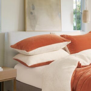 Teddy Sherpa Twin-Pack Standard Pillowcases - Soft Reversible Velvet & Sherpa Cushion Covers - Machine Washable with Zipper Closure - 48x73cm - Terracotta - Image 1