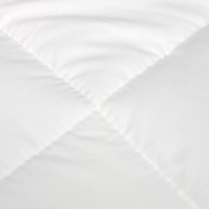 Dreamz Renewable Fiber Quilt Soft 200GSM Double - Image 5